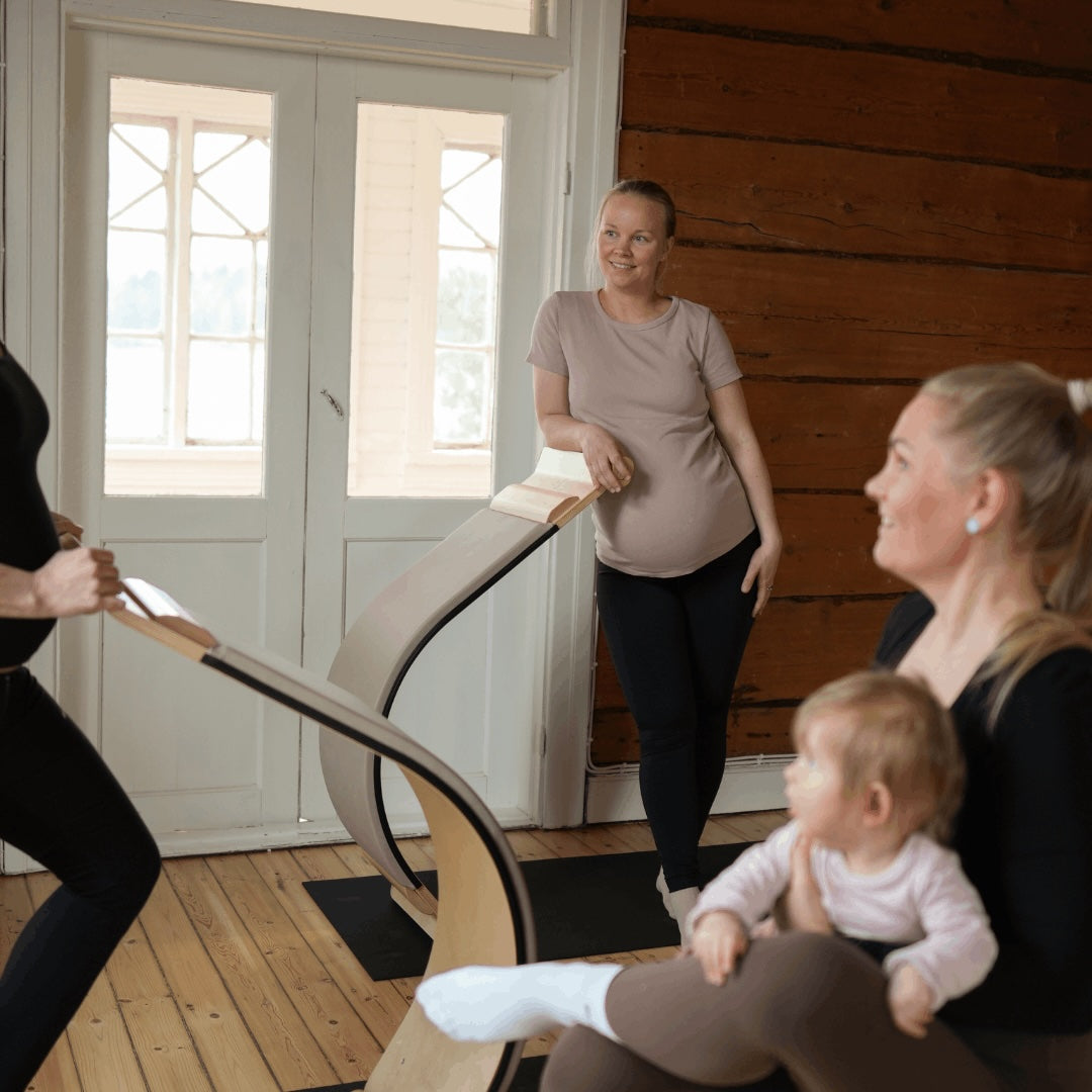 bodybow-mama-koulutus-aitiysliikunta-akatemia2.jpg
